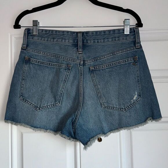 Madewell size 25 new Relaxed Denim Shorts in Renfield Wash Destructed Edition - Picture 5 of 9